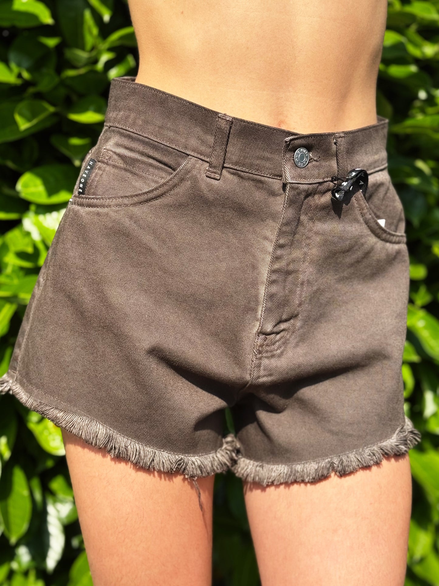 “SHORTS NEW ICE” Have one