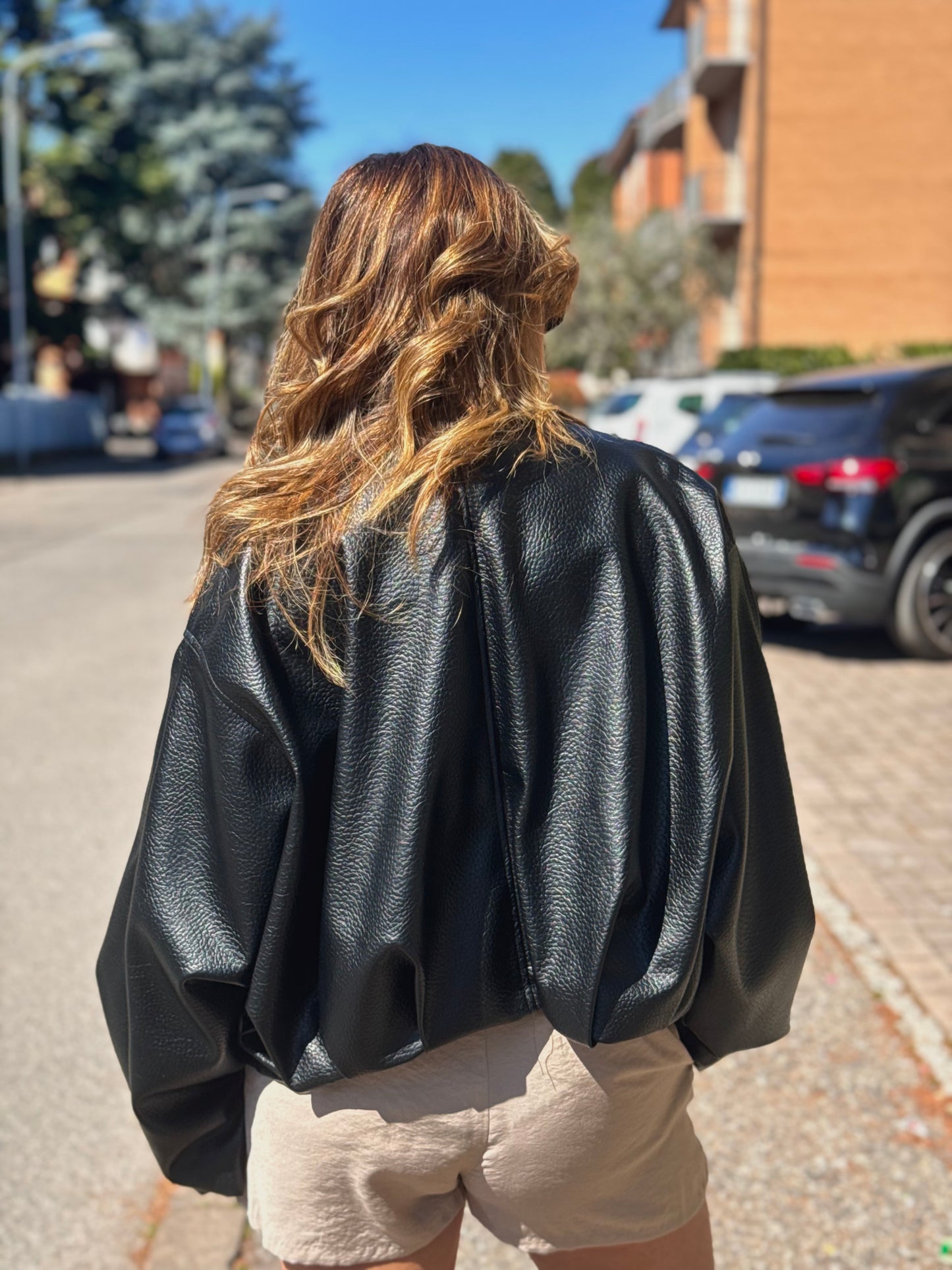 “BOMBER ECOPELLE” Kontatto