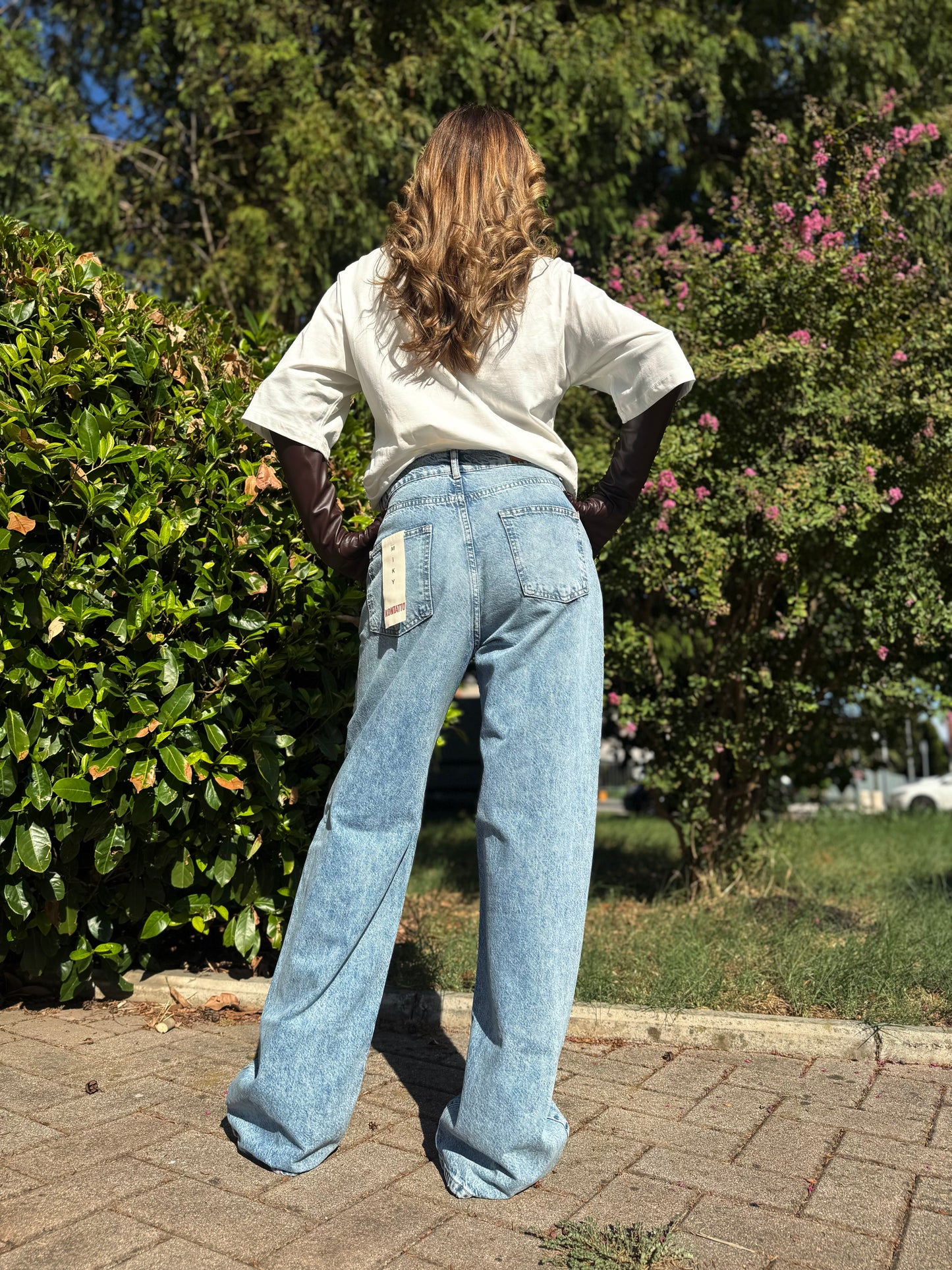 “JEANS MIKY” Kontatto