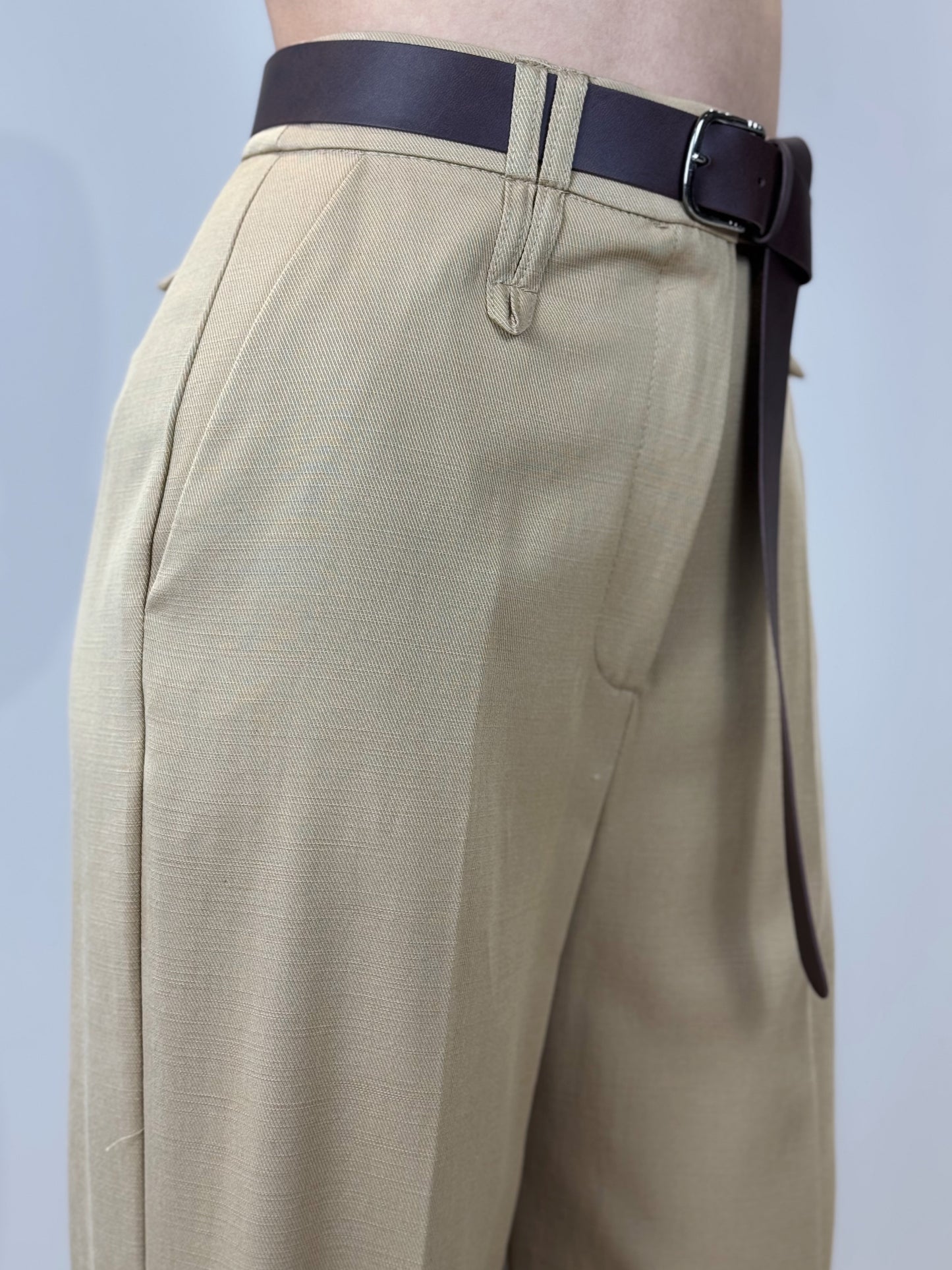 “PANTALONE SAFARI” Kontatto