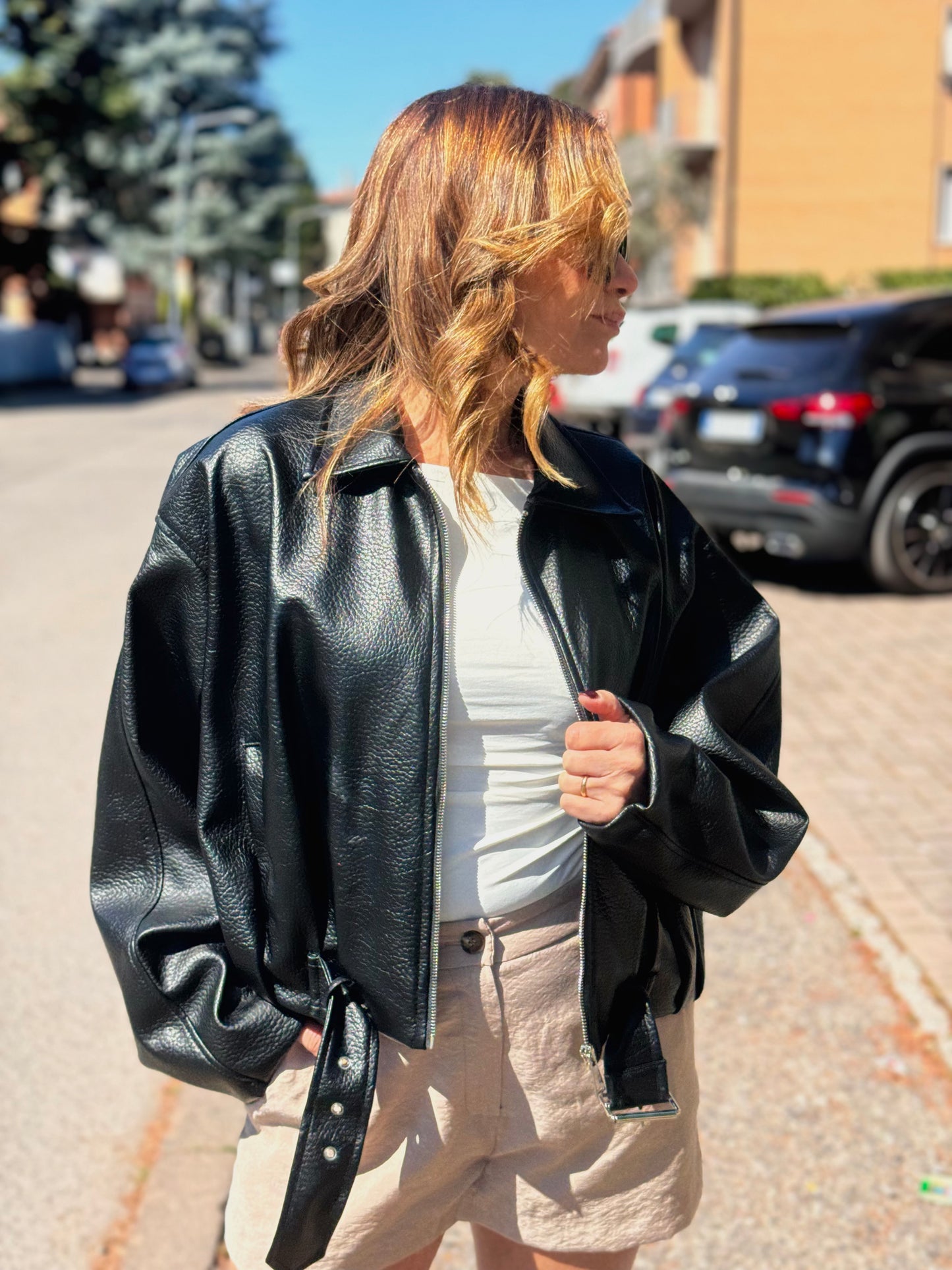 “BOMBER ECOPELLE” Kontatto