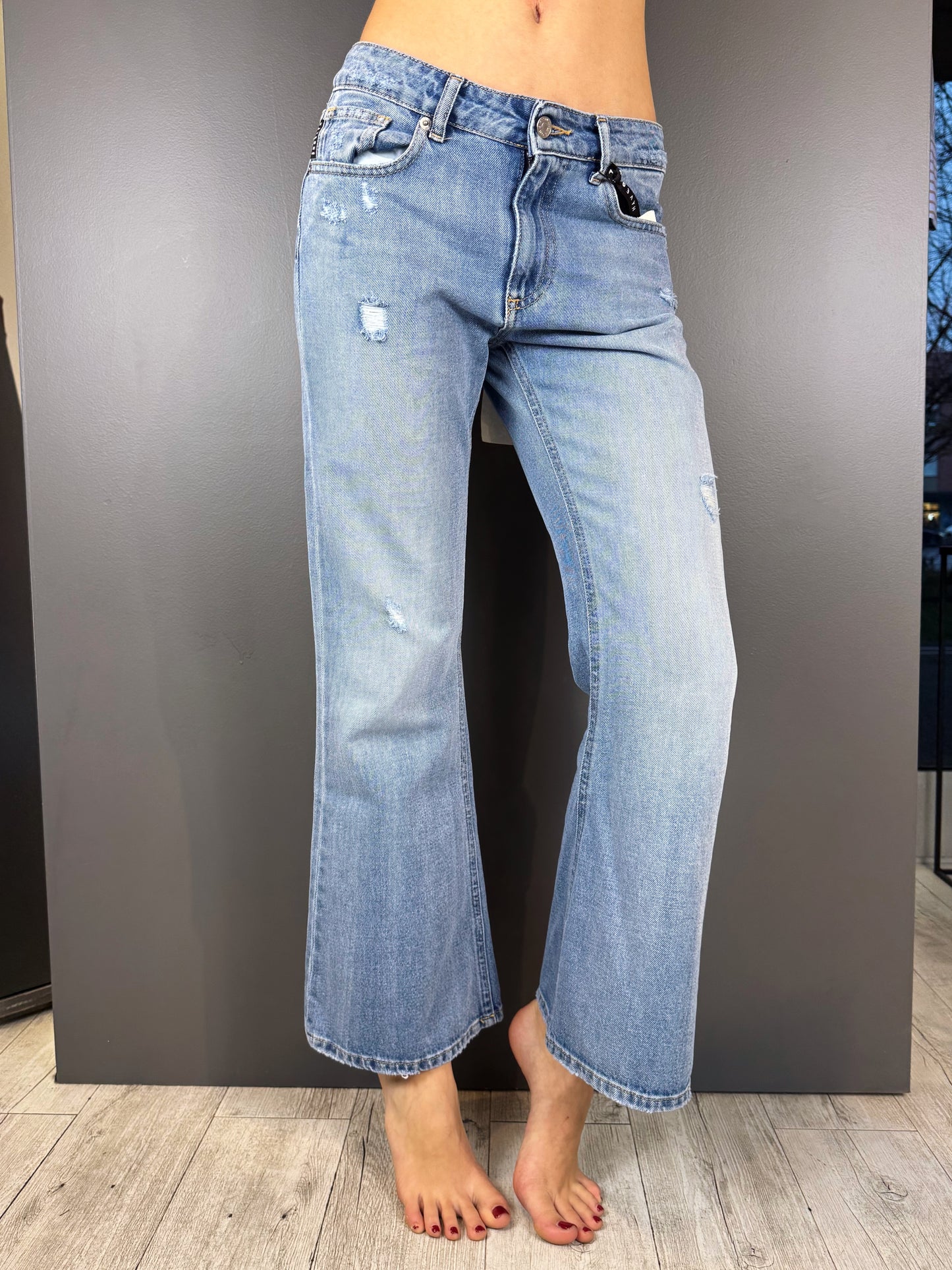 “JEANS MODELLO BENNY” Have one