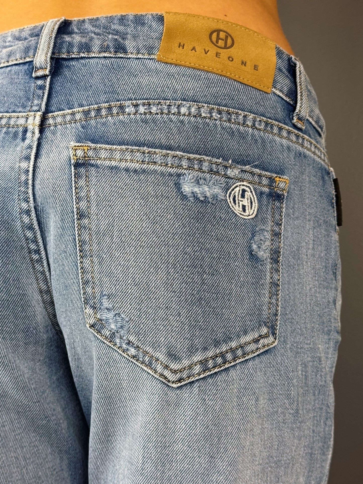 “JEANS MODELLO BENNY” Have one
