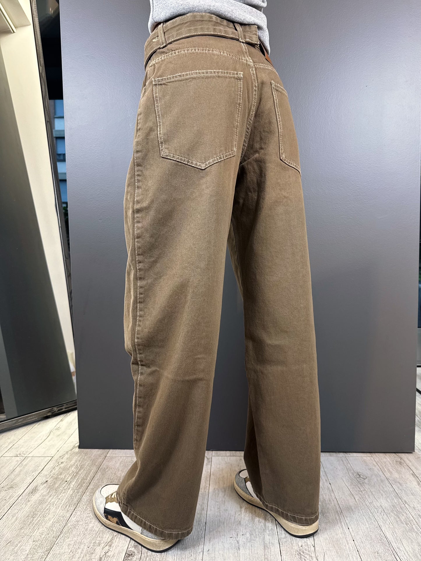 “JEANS MODELLO AZALEA” kontatto