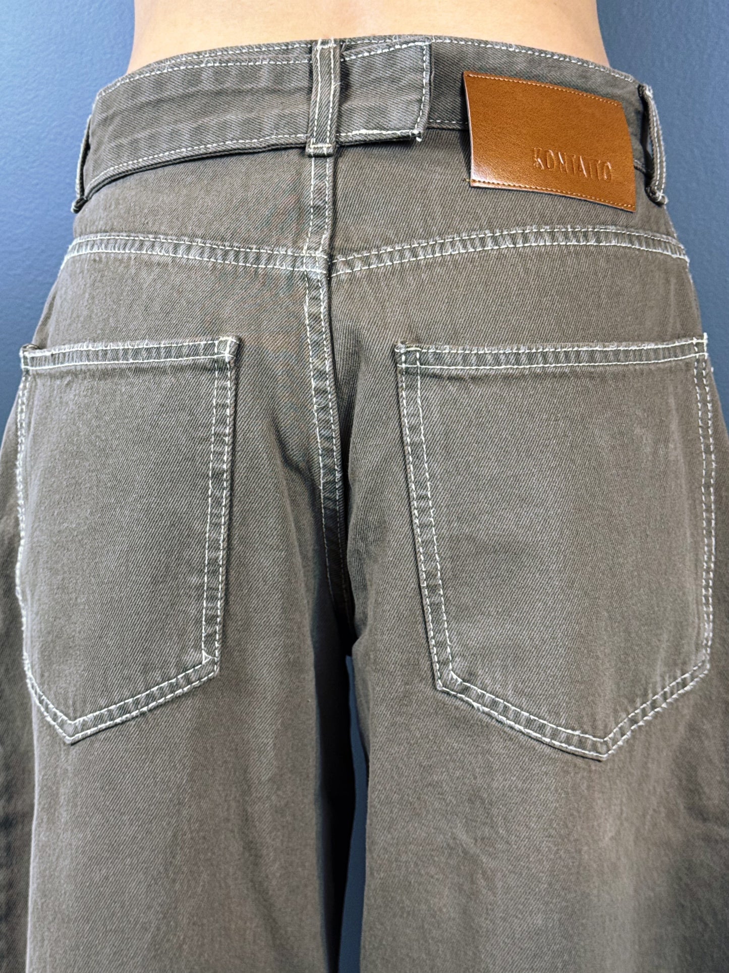 “JEANS MODELLO AZALEA” kontatto