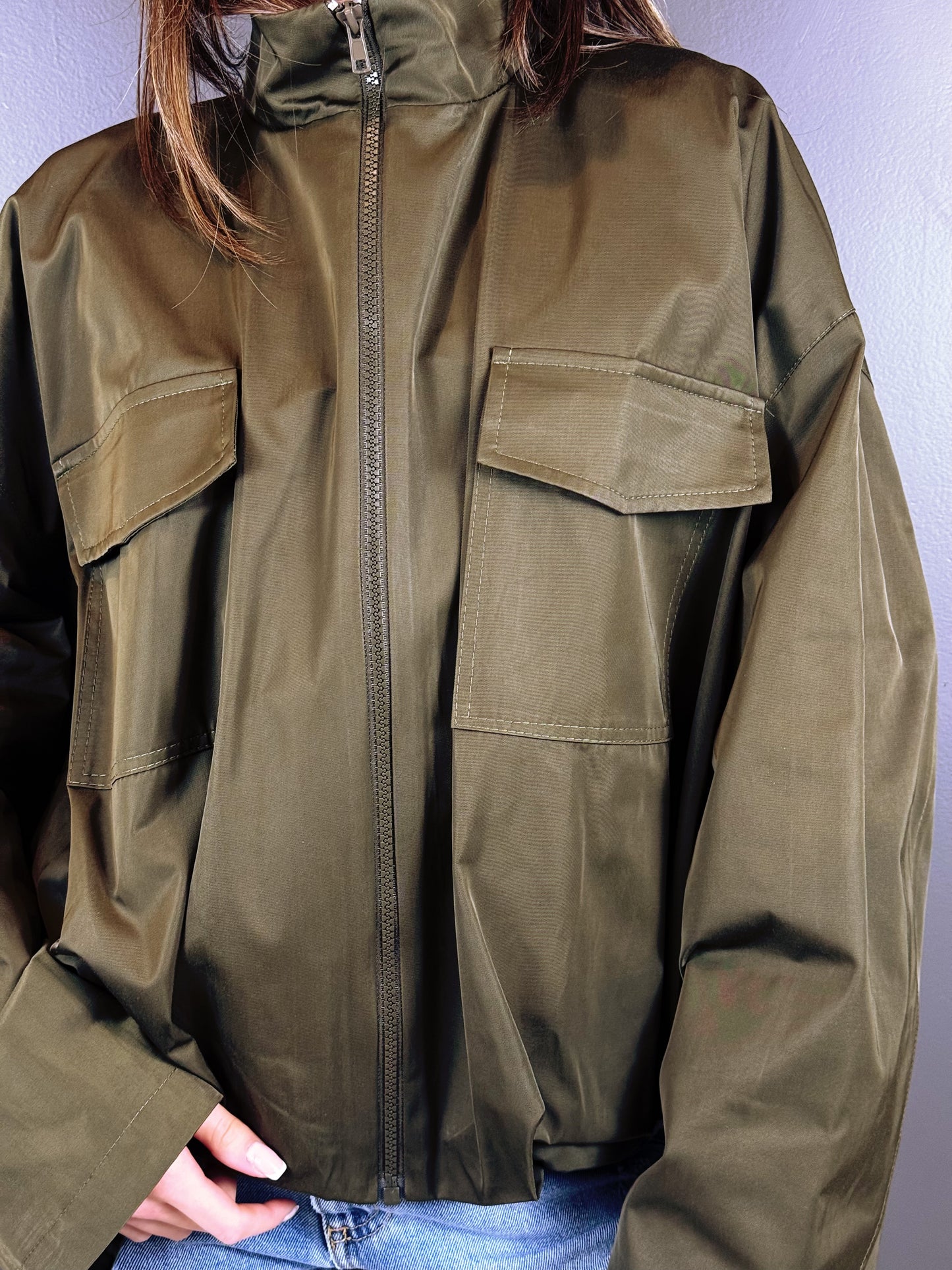 “BOMBER ZIP” kontatto