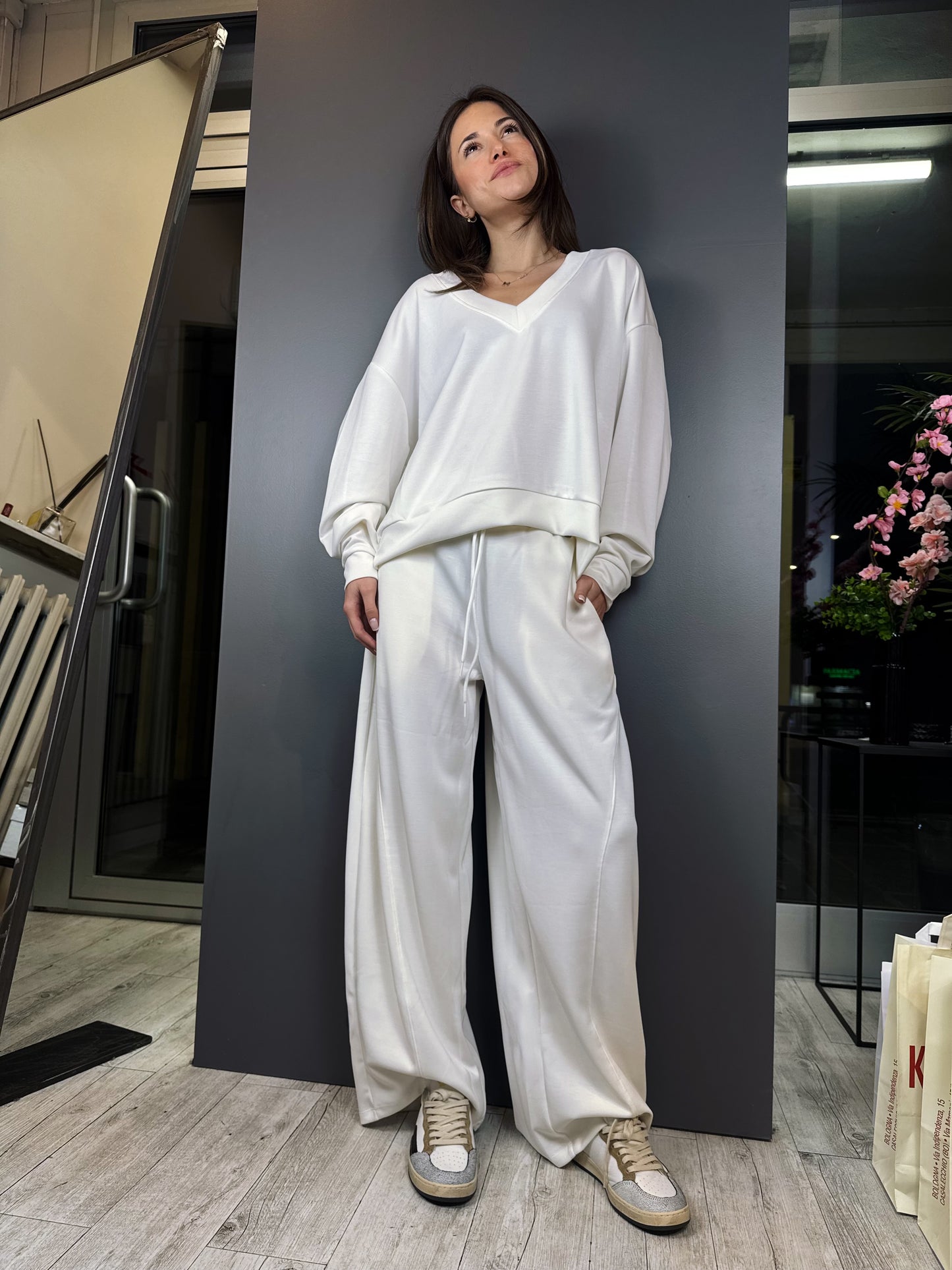 “BLUSA TUTA” Kontatto