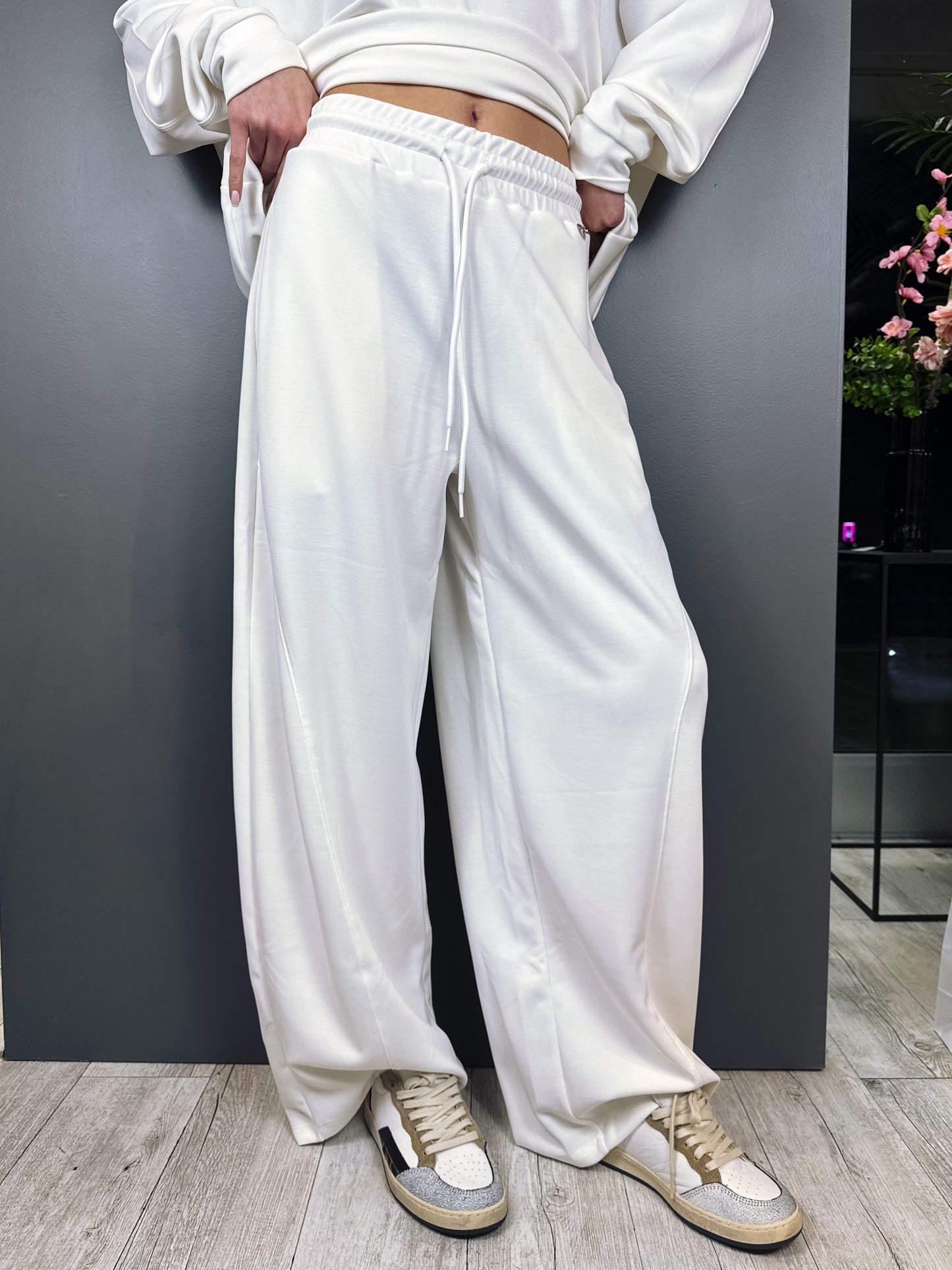 “PANTALONE TUTA” Kontatto