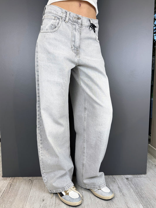 “JEANS MODELLO BELLA GRIGIO” Have one