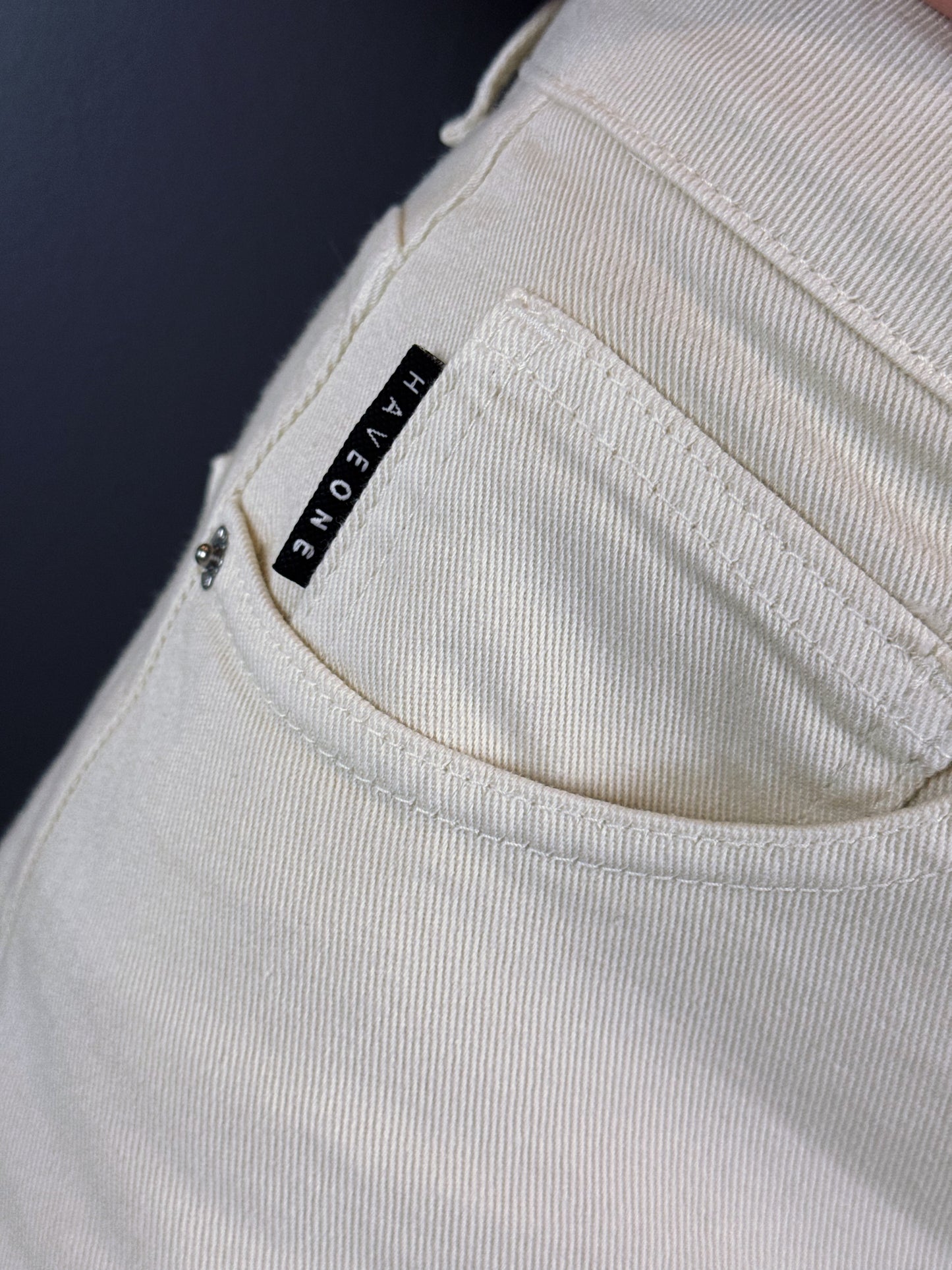 “JEANS MODELLO LOUIS” have one