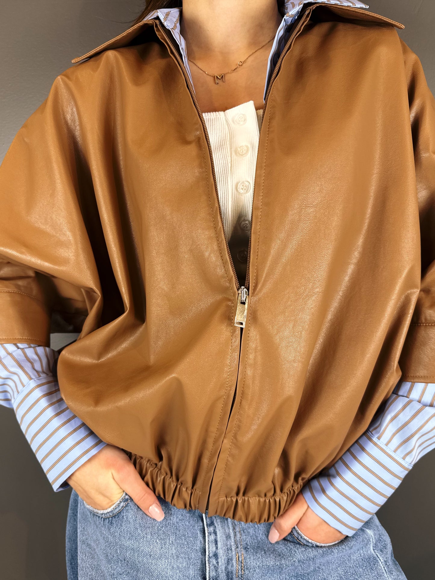 “BOMBER ECOPELLE” Kontatto