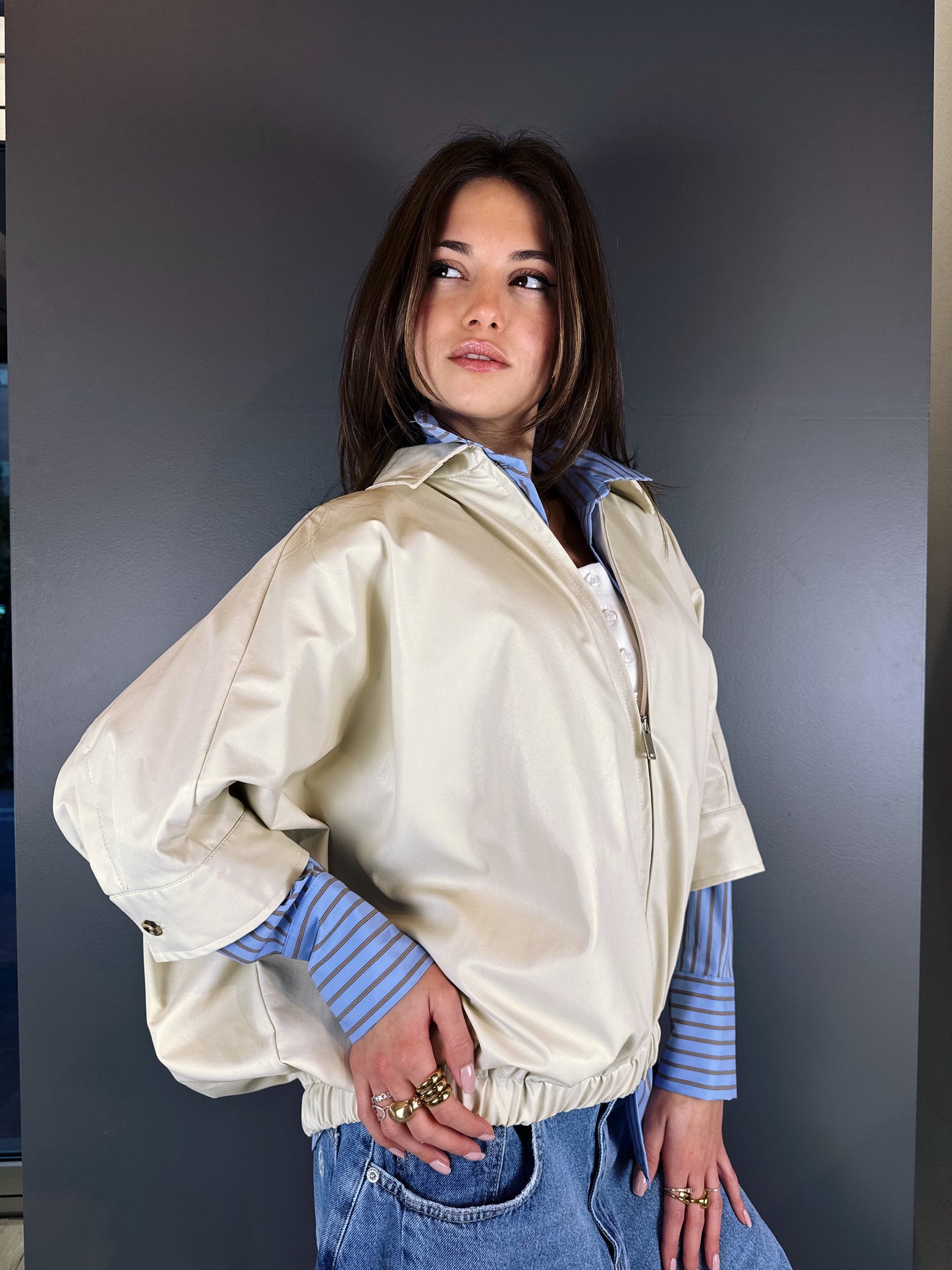 “BOMBER ECOPELLE” Kontatto