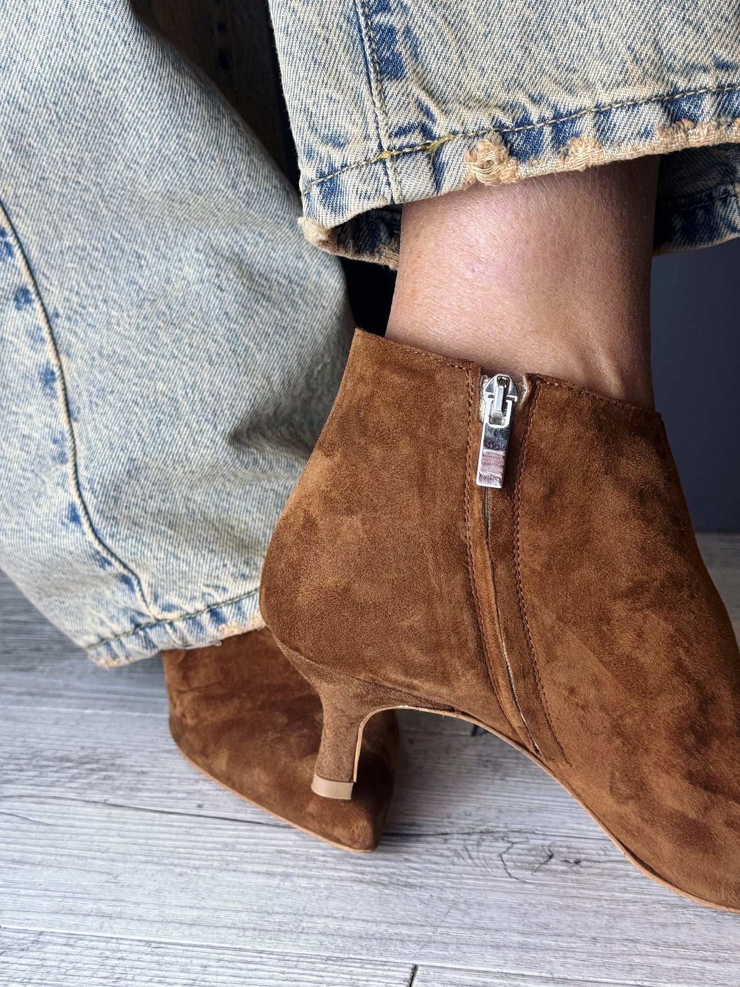 “TRONCHETTO SCAMOSCIATO” Ovyé