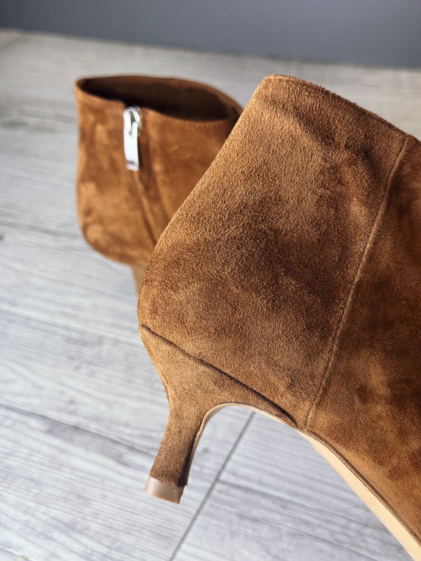 “TRONCHETTO SCAMOSCIATO” Ovyé