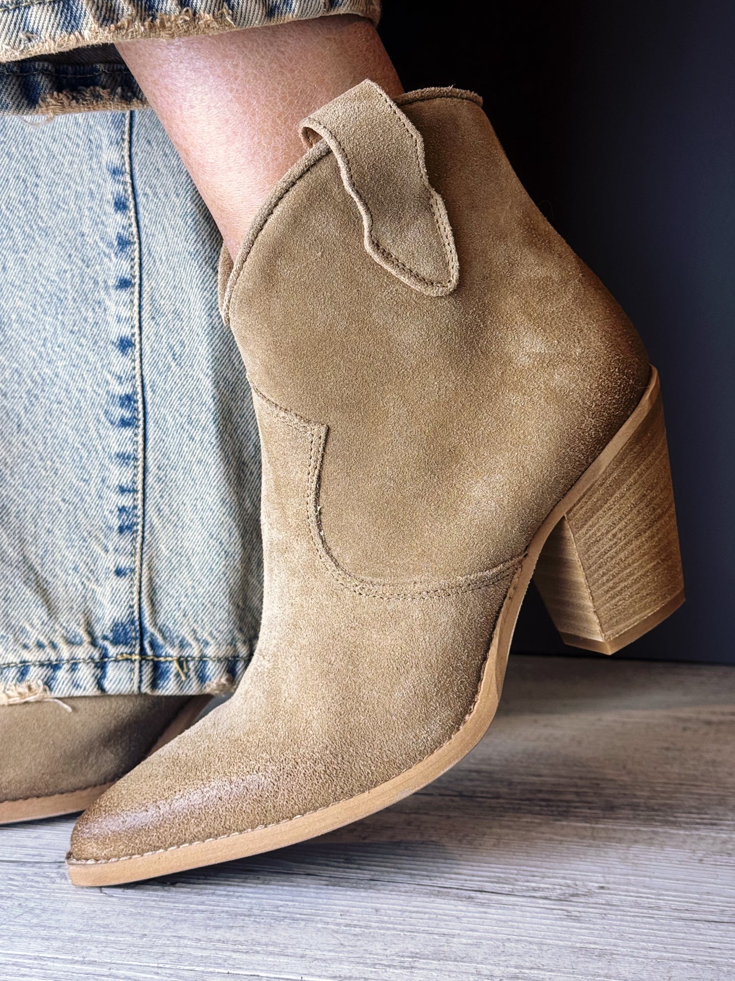 “TEXANO IN CAMOSCIO” Ovyé