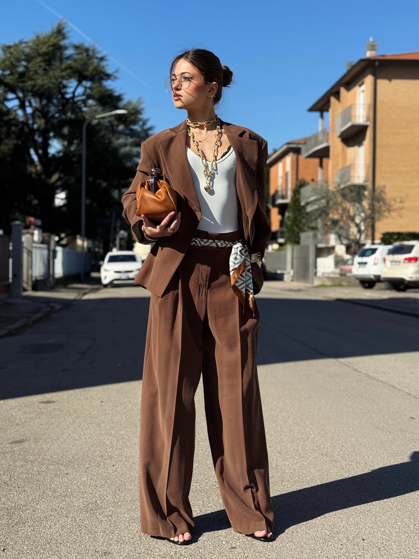 “PANTALONE FOULARD” Kontatto