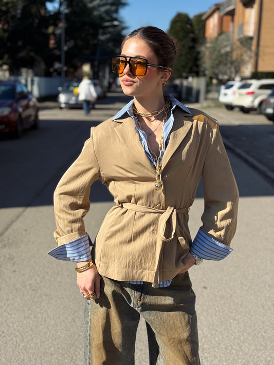 “GIACCA CON CINTURA” Kontatto