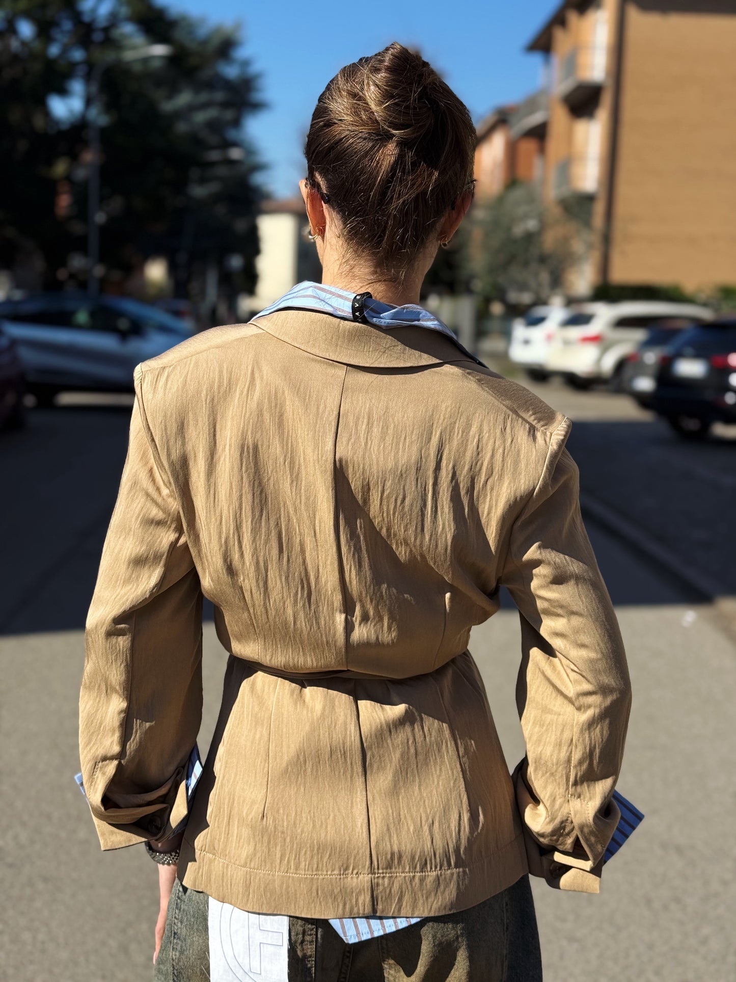 “GIACCA CON CINTURA” Kontatto