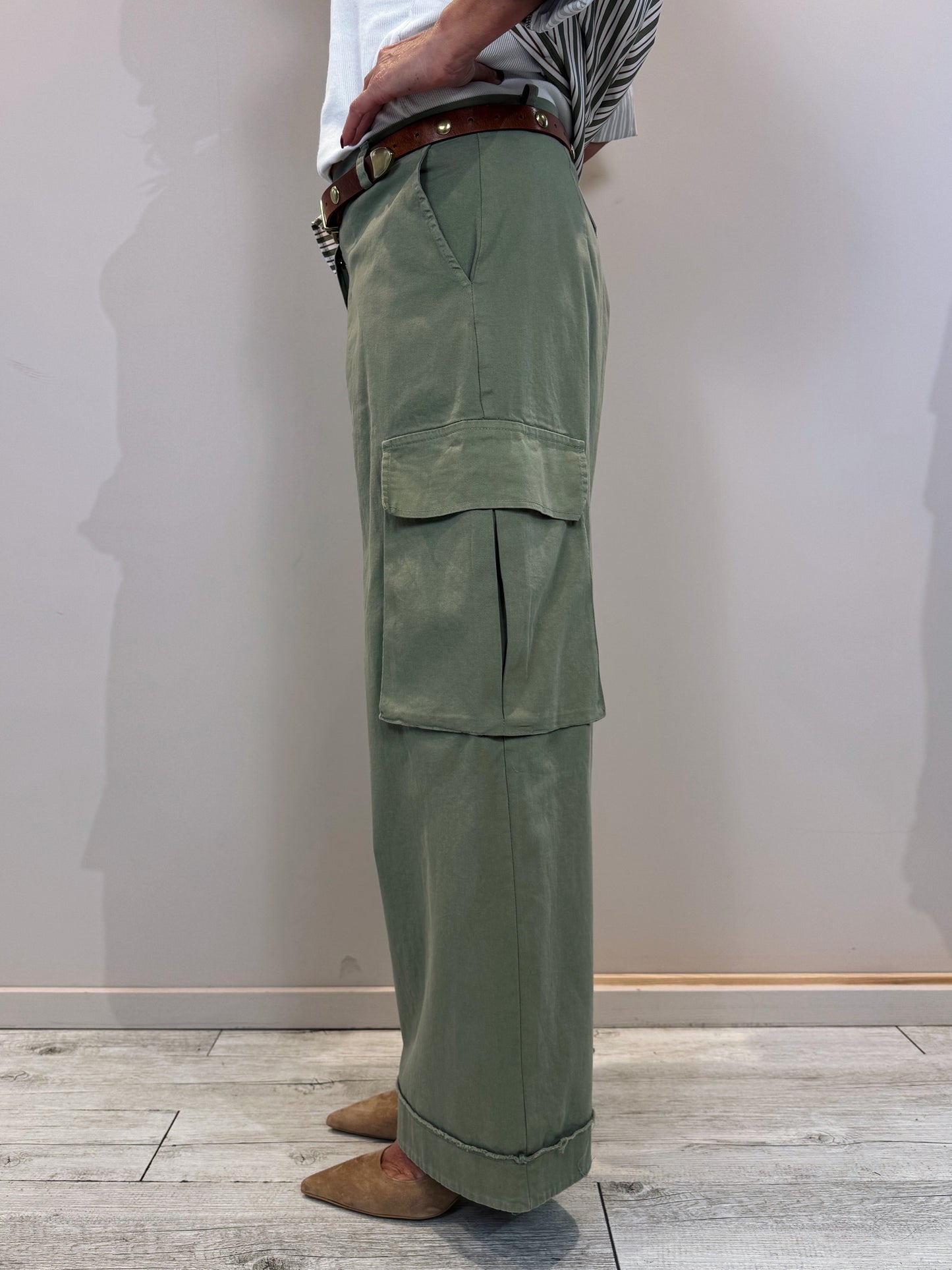 “PANTALONE TASCONI” have one