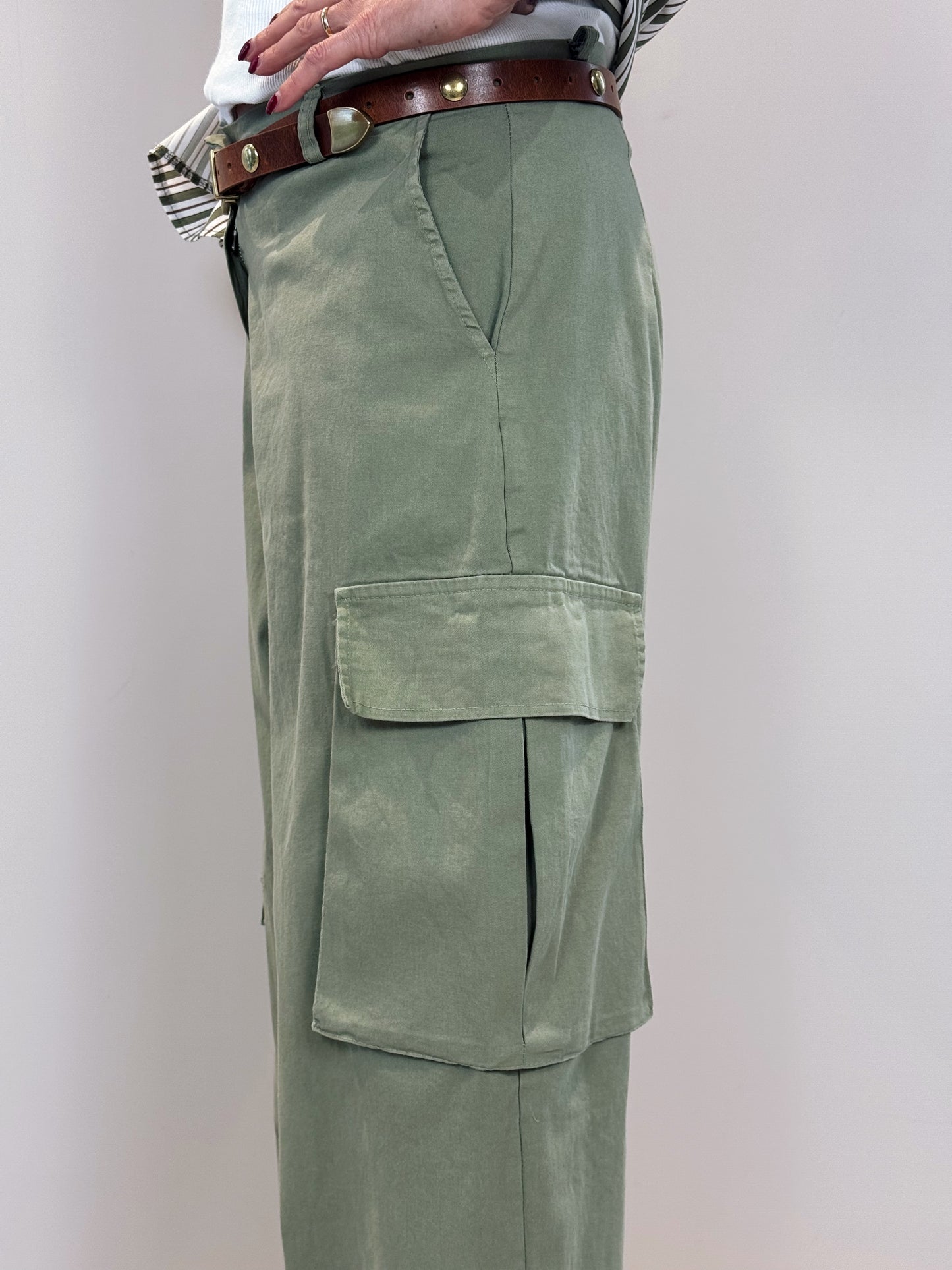 “PANTALONE TASCONI” have one