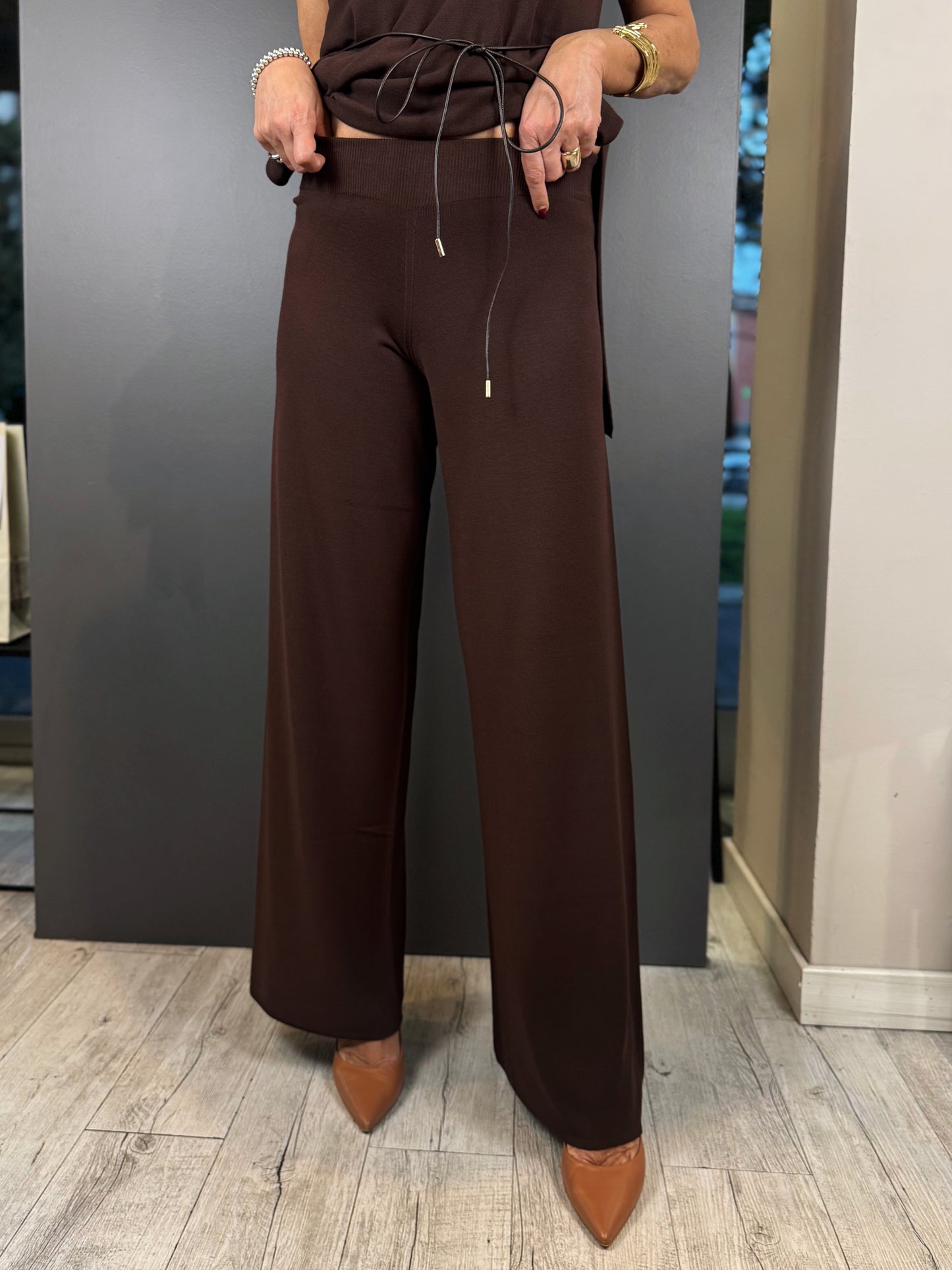 “PANTALONE IN VISCOSA” Kontatto