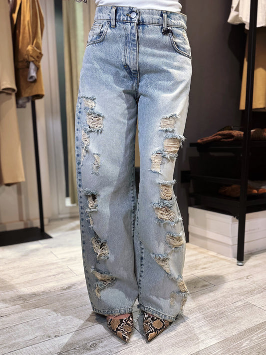 “JEANS BELLA CON ROTTURE” Have one