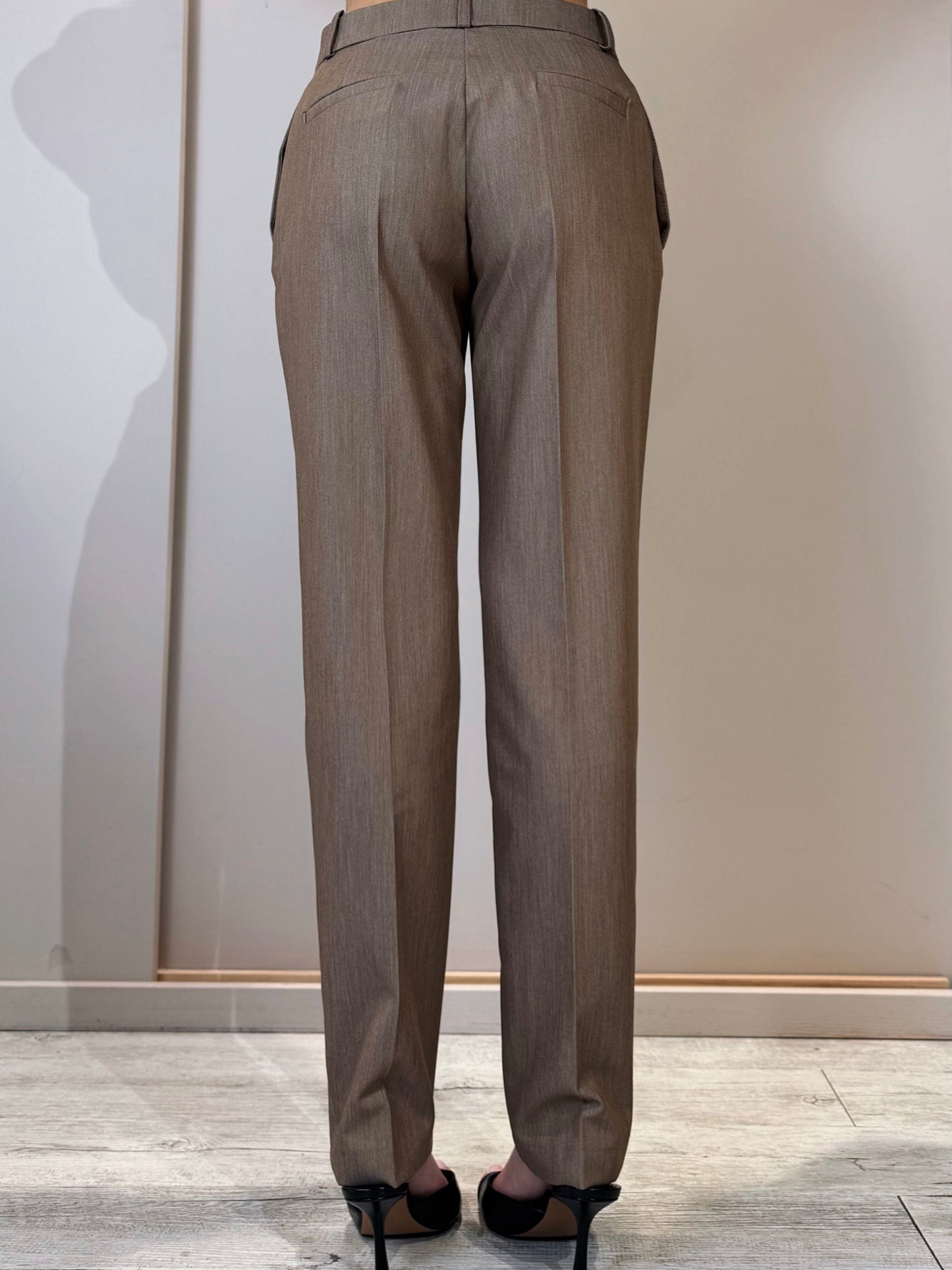 “PANTALONE SLIM” Have one