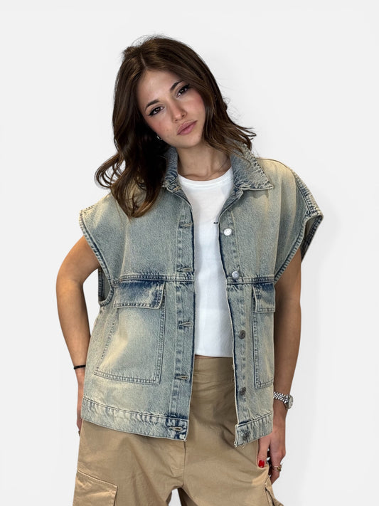 “GIUBBINO SMANICATO” Have one