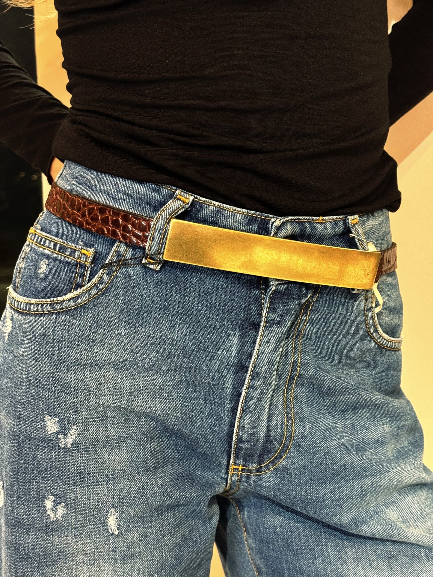 “CINTURA FIBBIA RETTANGOLARE” Susy mix