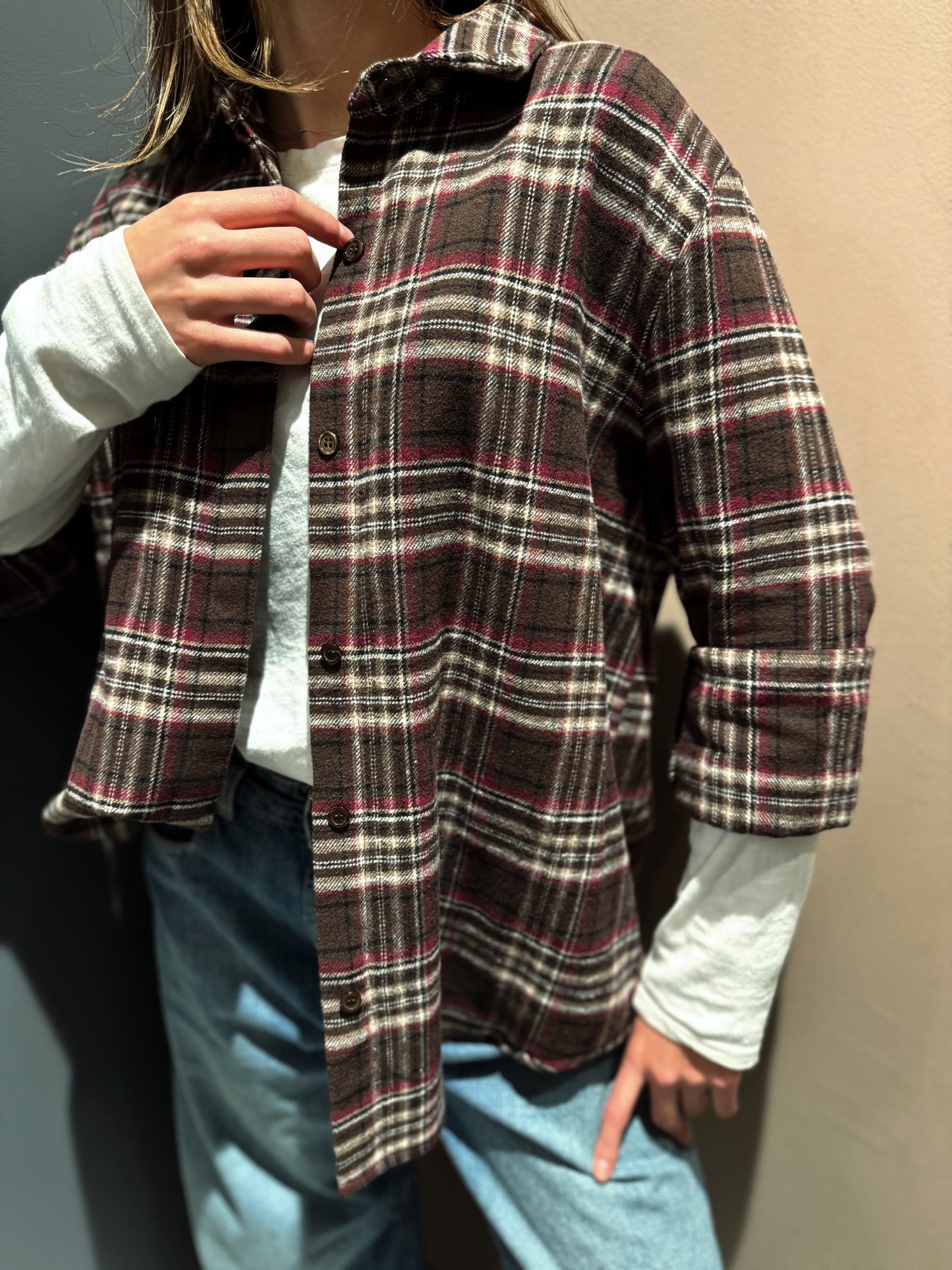 “CAMICIA STAMPA CHECK” have one