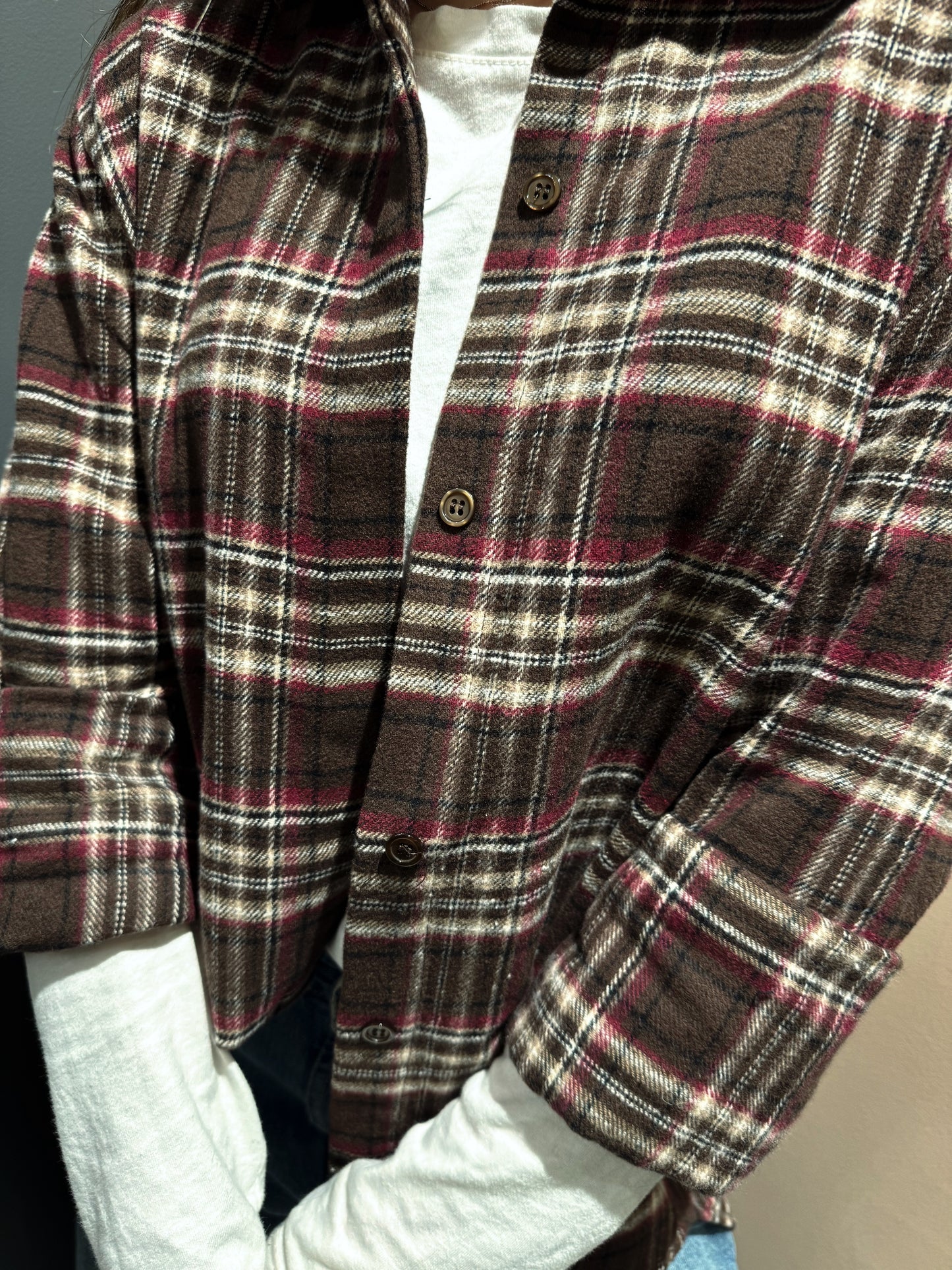 “CAMICIA STAMPA CHECK” have one