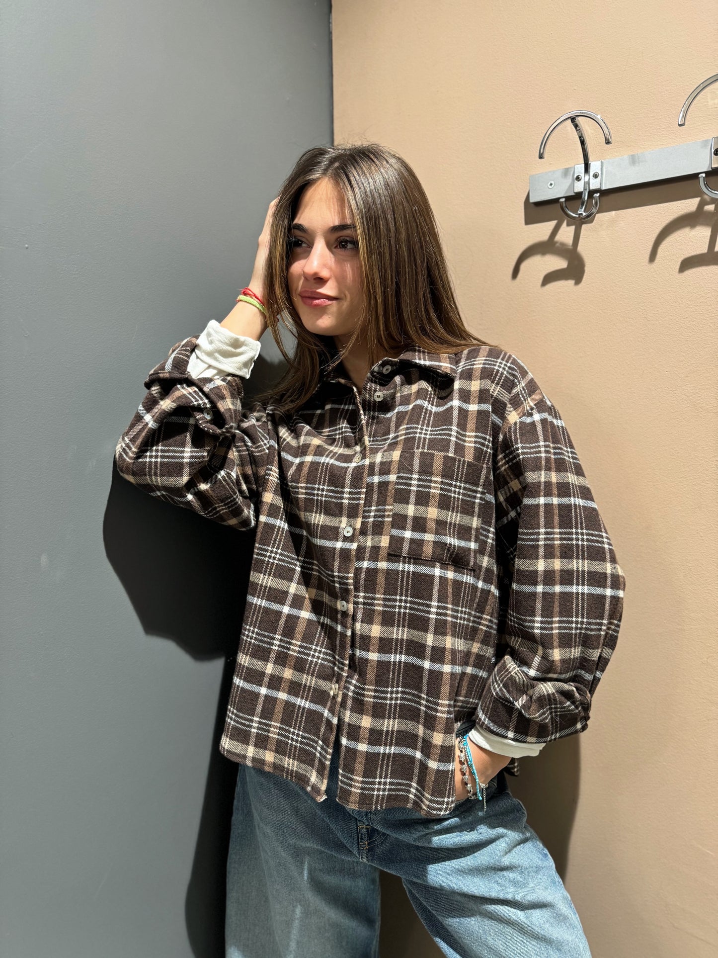 “CAMICIA STAMPA CHECK” Kontatto