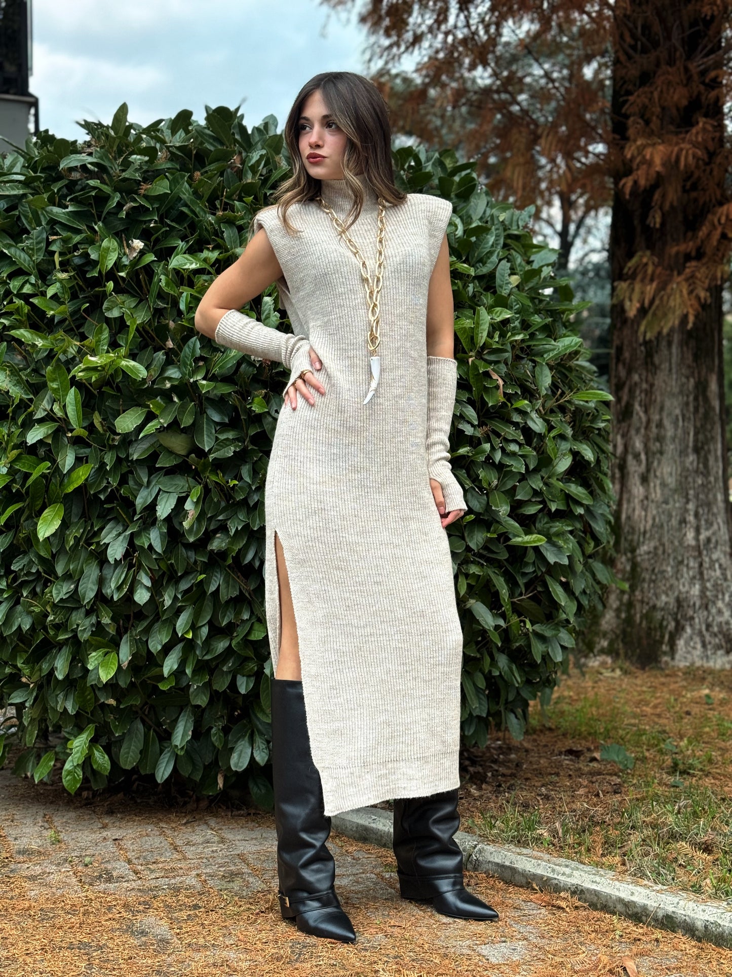 “ABITO MANICOTTI” Kontatto