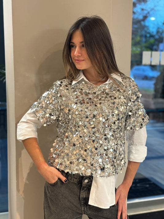 “MAGLIA IN PAILLETTES” have one