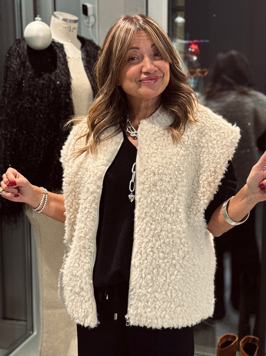 "TEDDY SMANICATO" have one