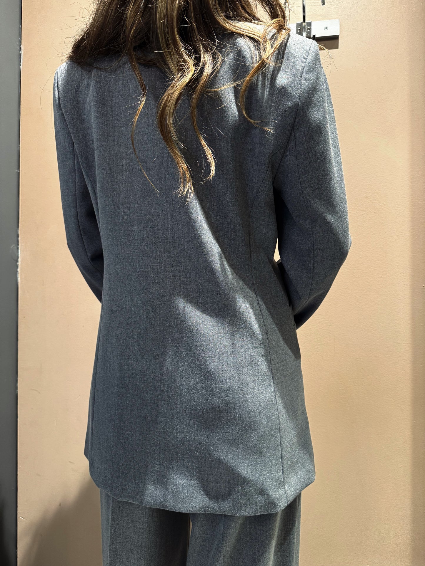 “COMPLETO GRAY” kontatto