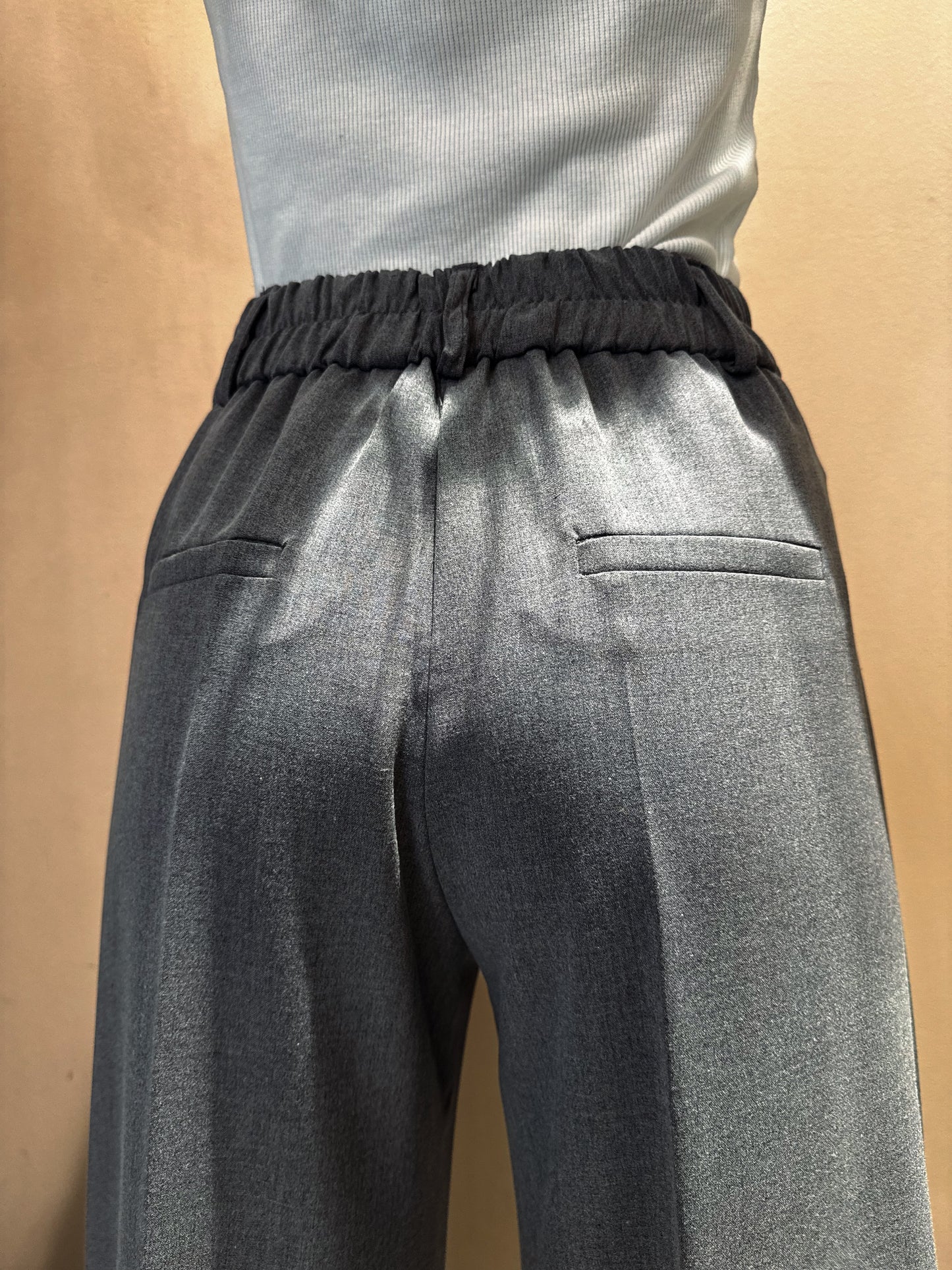 “COMPLETO GRAY” kontatto