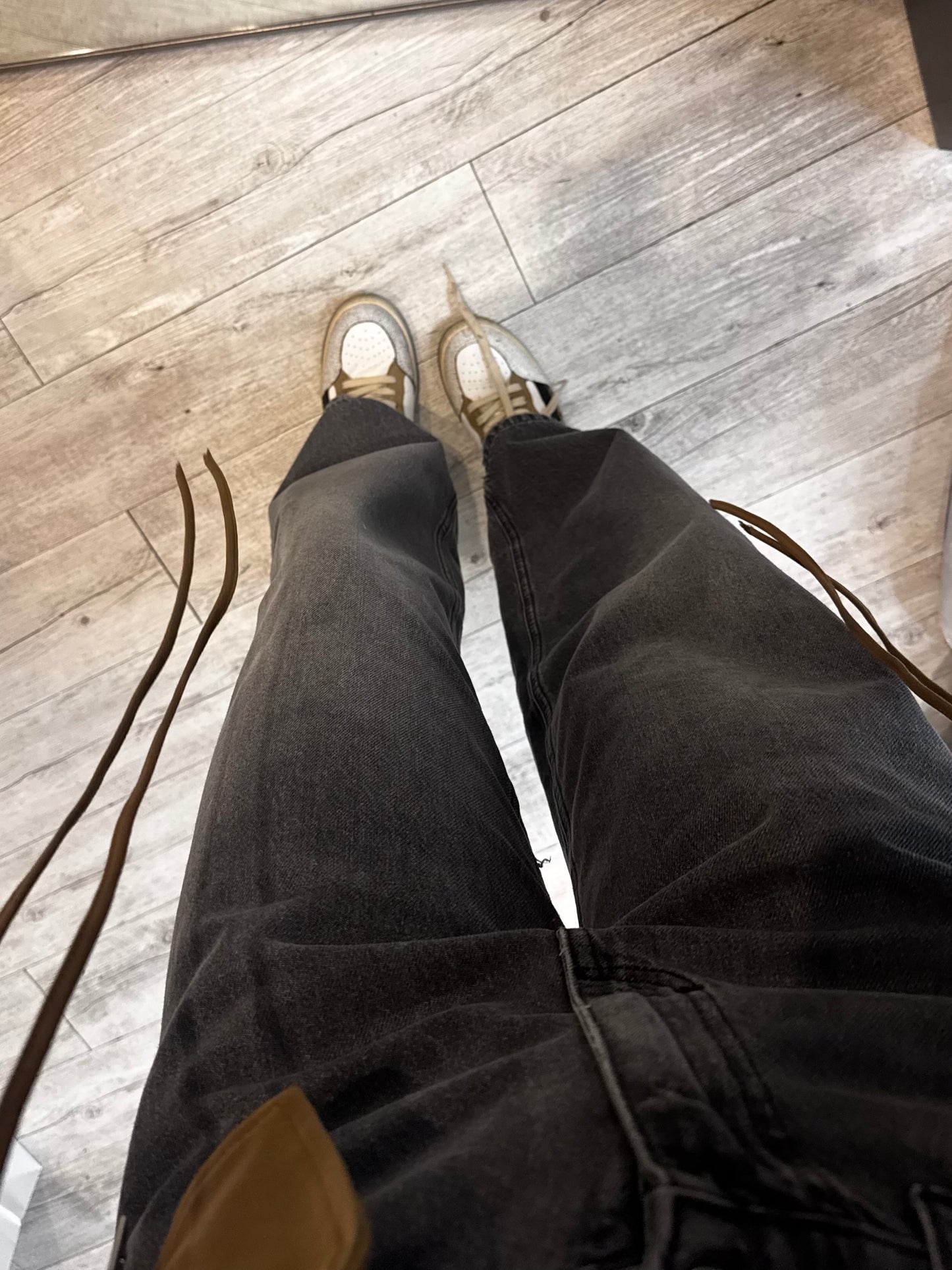 “JEANS MODELLO BELLA GREY” have one