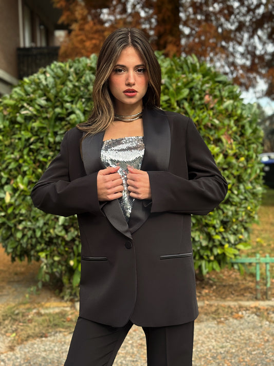 “GIACCA OVER RASO” Kontatto