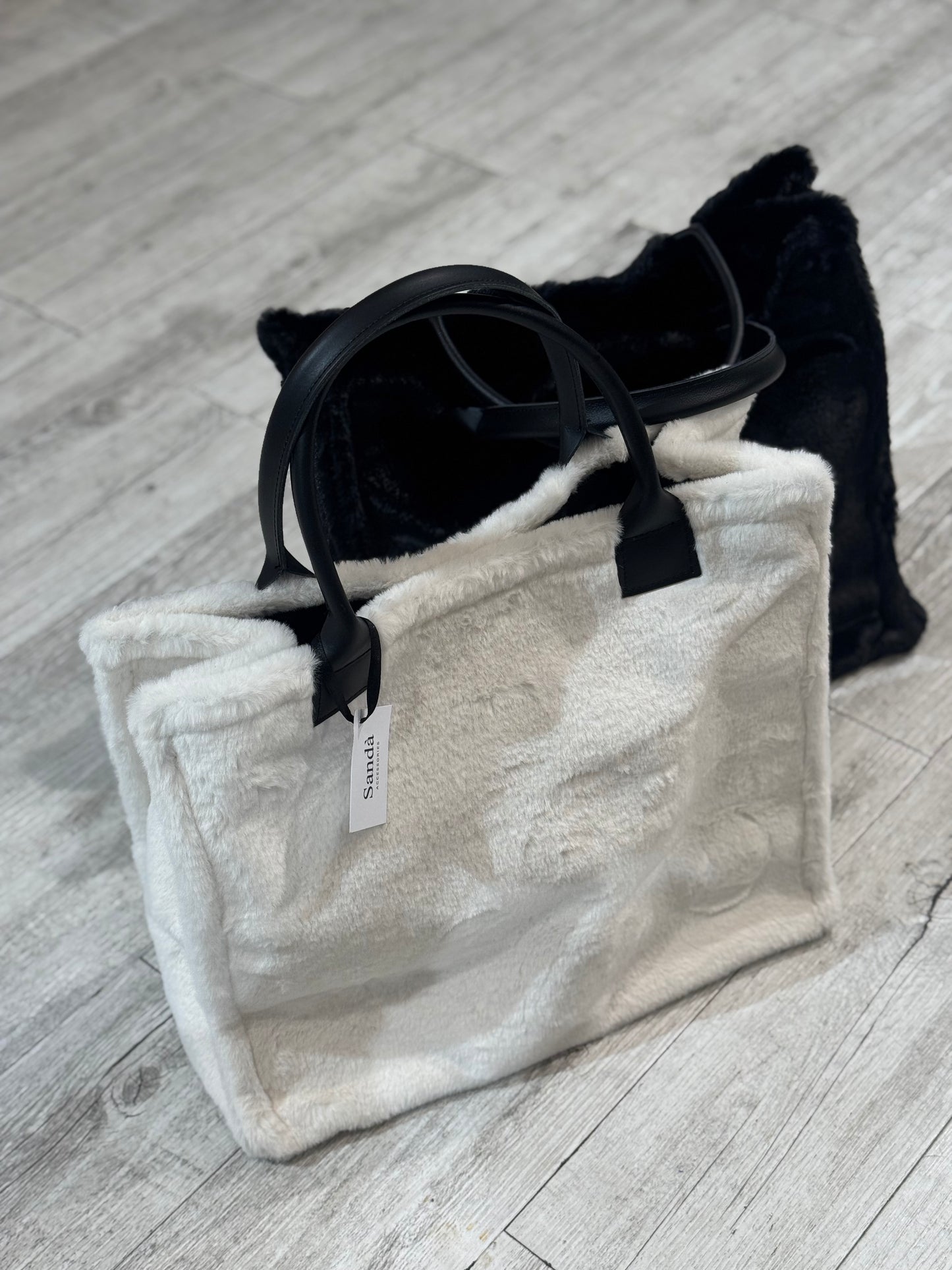 “BORSA IN PELLICCIA”