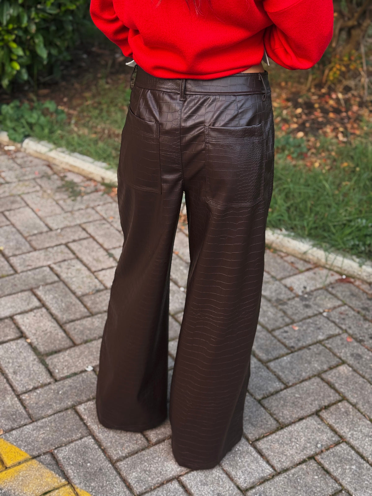 “PANTALONE STAMPA COCCO” Kontatto