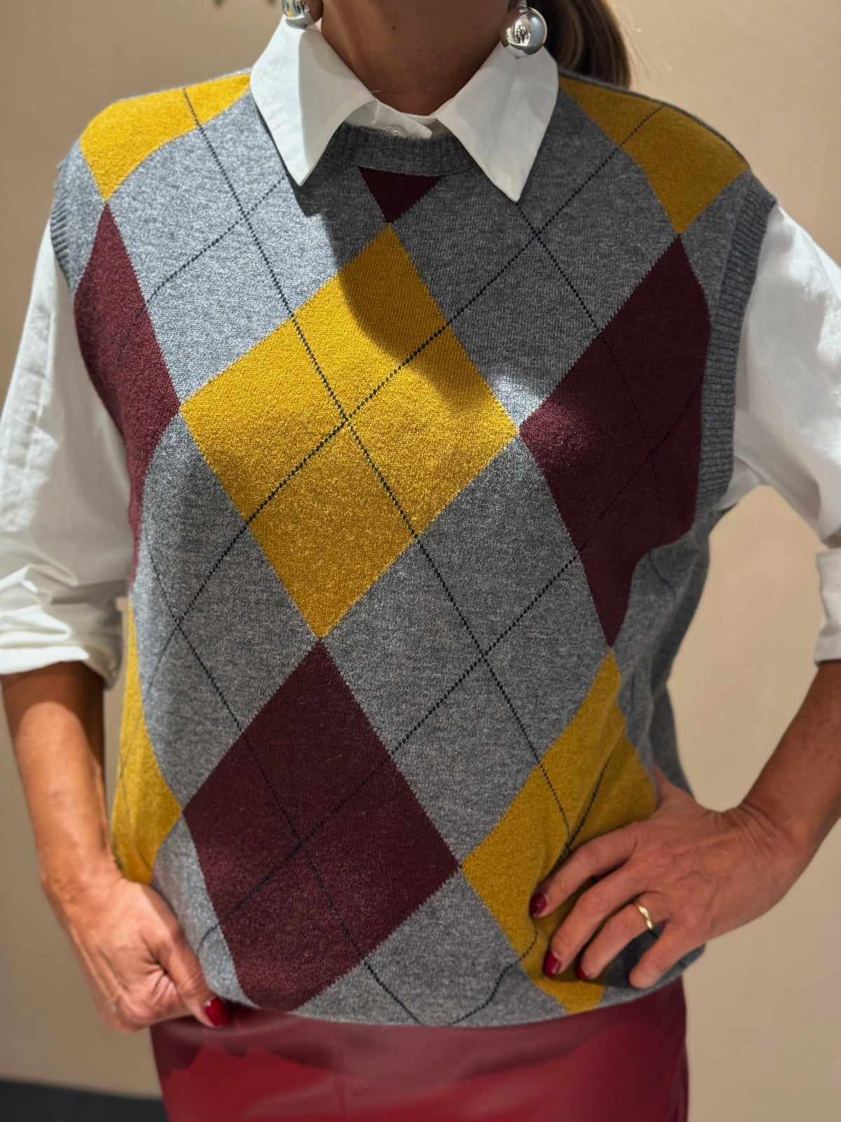 “GILET ROMBI” Kontatto
