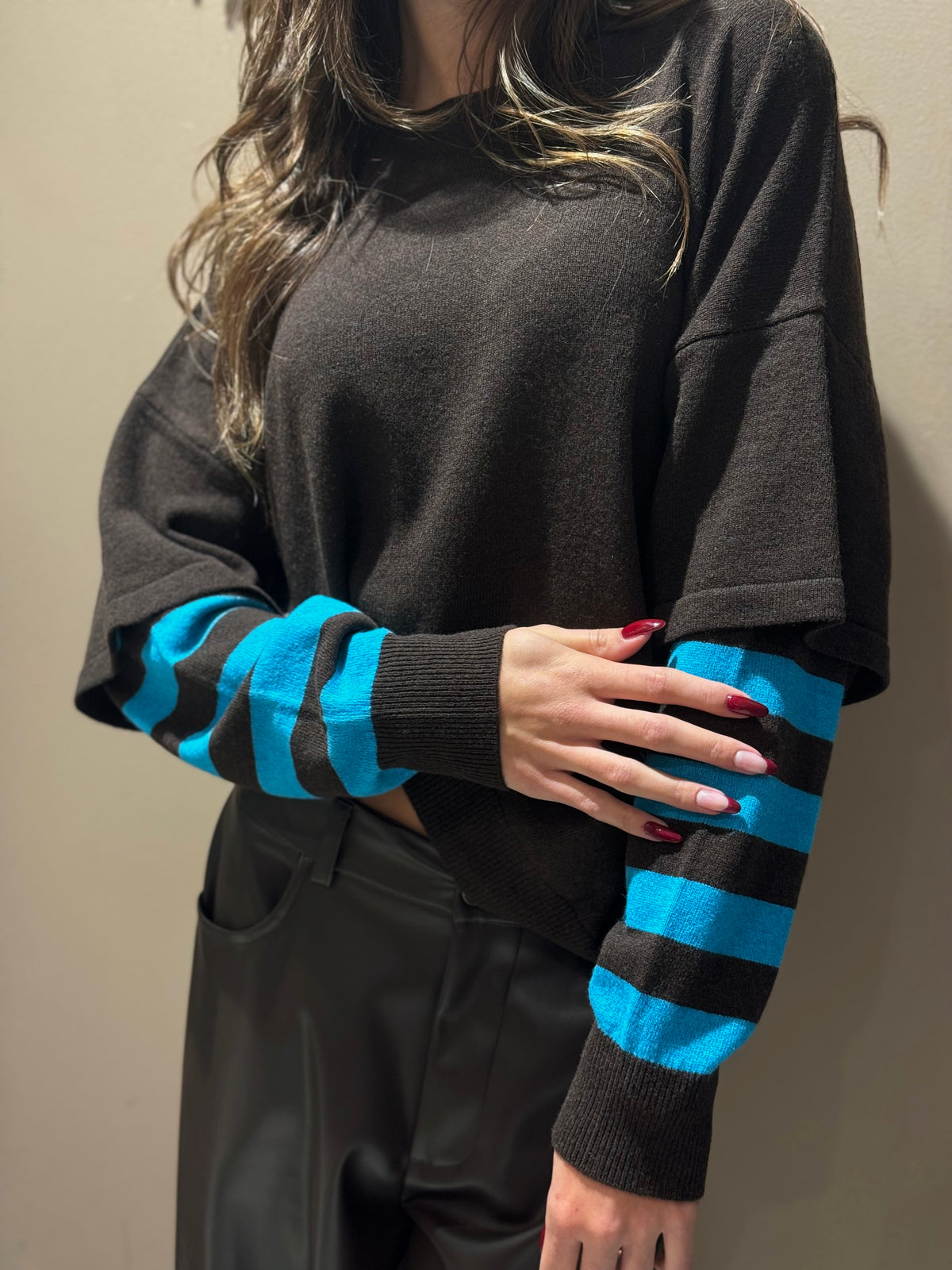 “MAGLIA MANICA RIGA” Kontatto