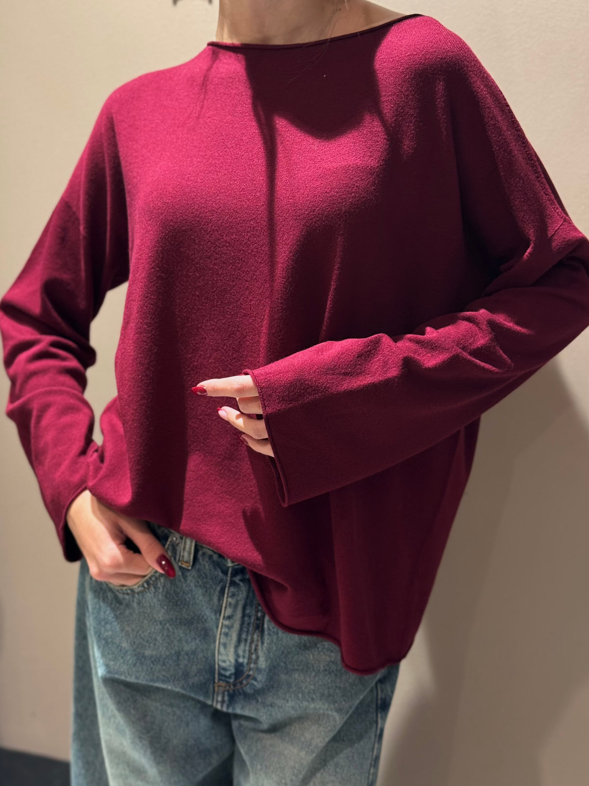 “MAGLIA CON MANICA DRITTA” Kontatto